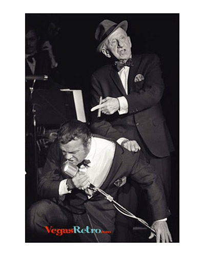 Photo of Jimmy Durante and Sonny King on the Las Vegas stage 1968